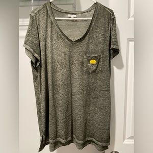 Olive green graphic v-neck tshirt. “Midwest Is Best” Size XXL.